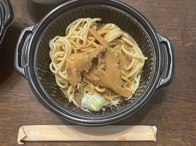 テイクアウトのラーメン